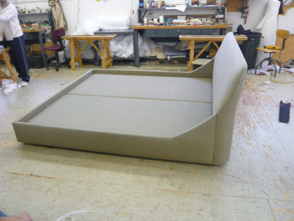 Curved Platform Bed